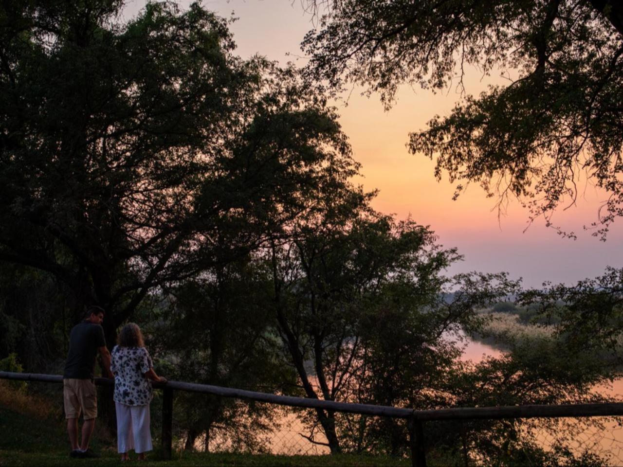 Kayova River Lodge Ndiyona Exterior photo